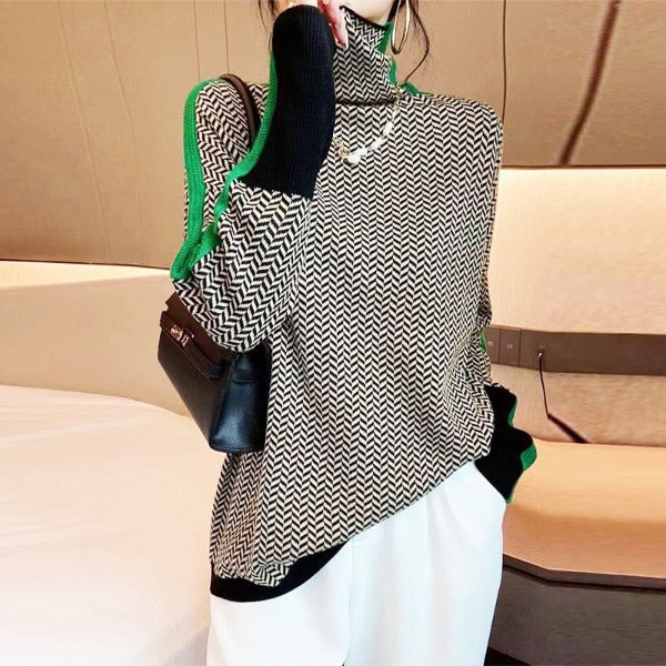 Leighton | Turtleneck with striking contrasting stripes