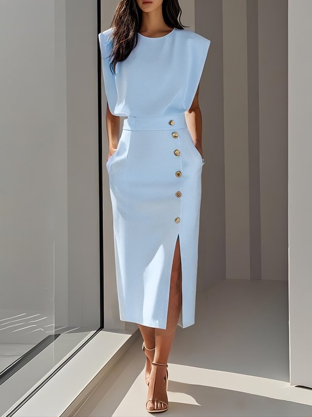 Noor | Round Neck Button-Slit Midi Dress