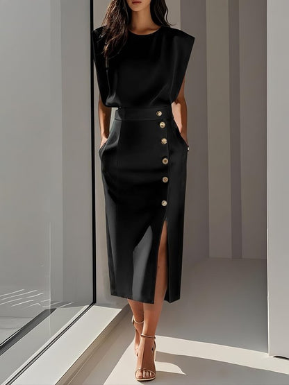 Noor | Round Neck Button-Slit Midi Dress