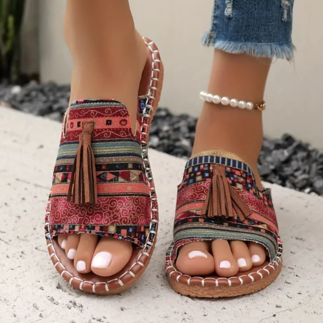 Maïté | Tasseled Flat Slide Sandals