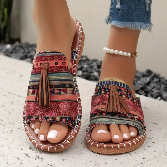 Maïté | Tasseled Flat Slide Sandals