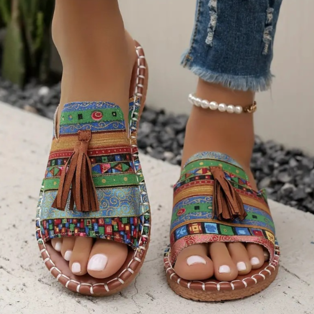 Maïté | Tasseled Flat Slide Sandals