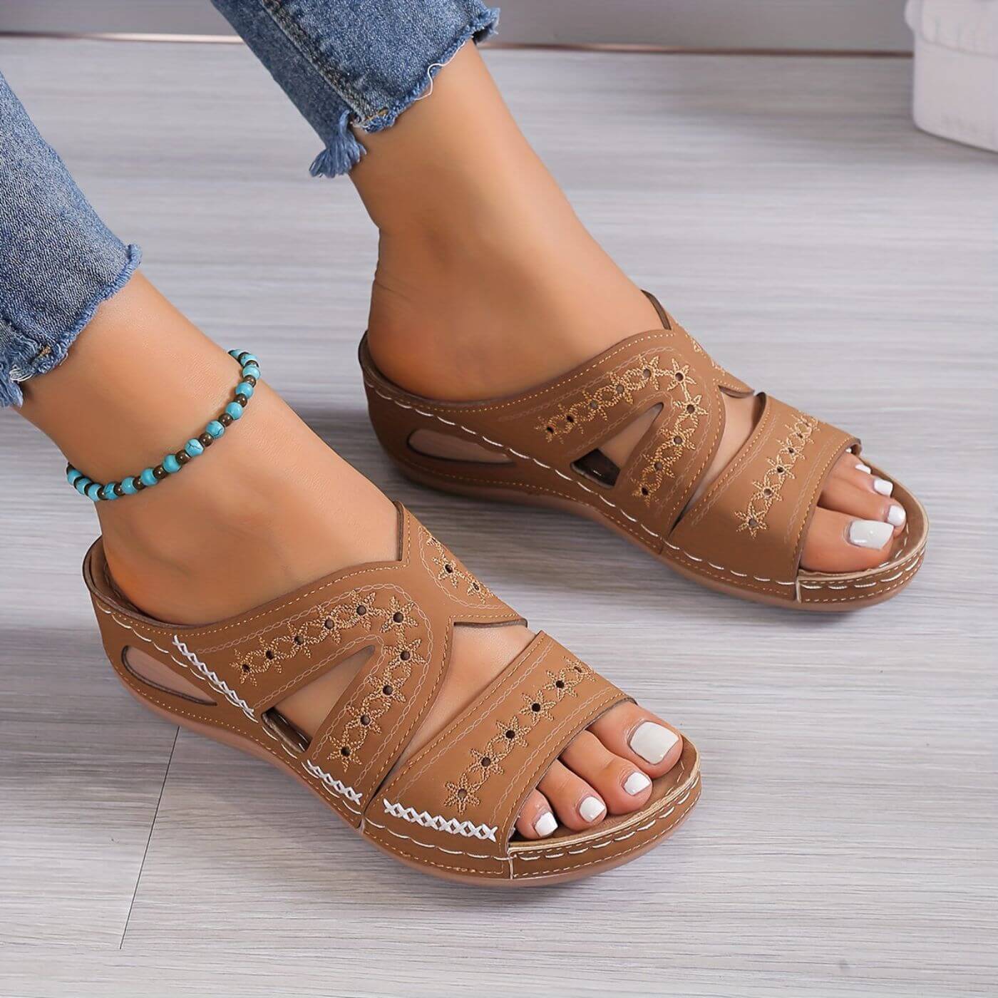 Domenica | Wide Heel Sandals