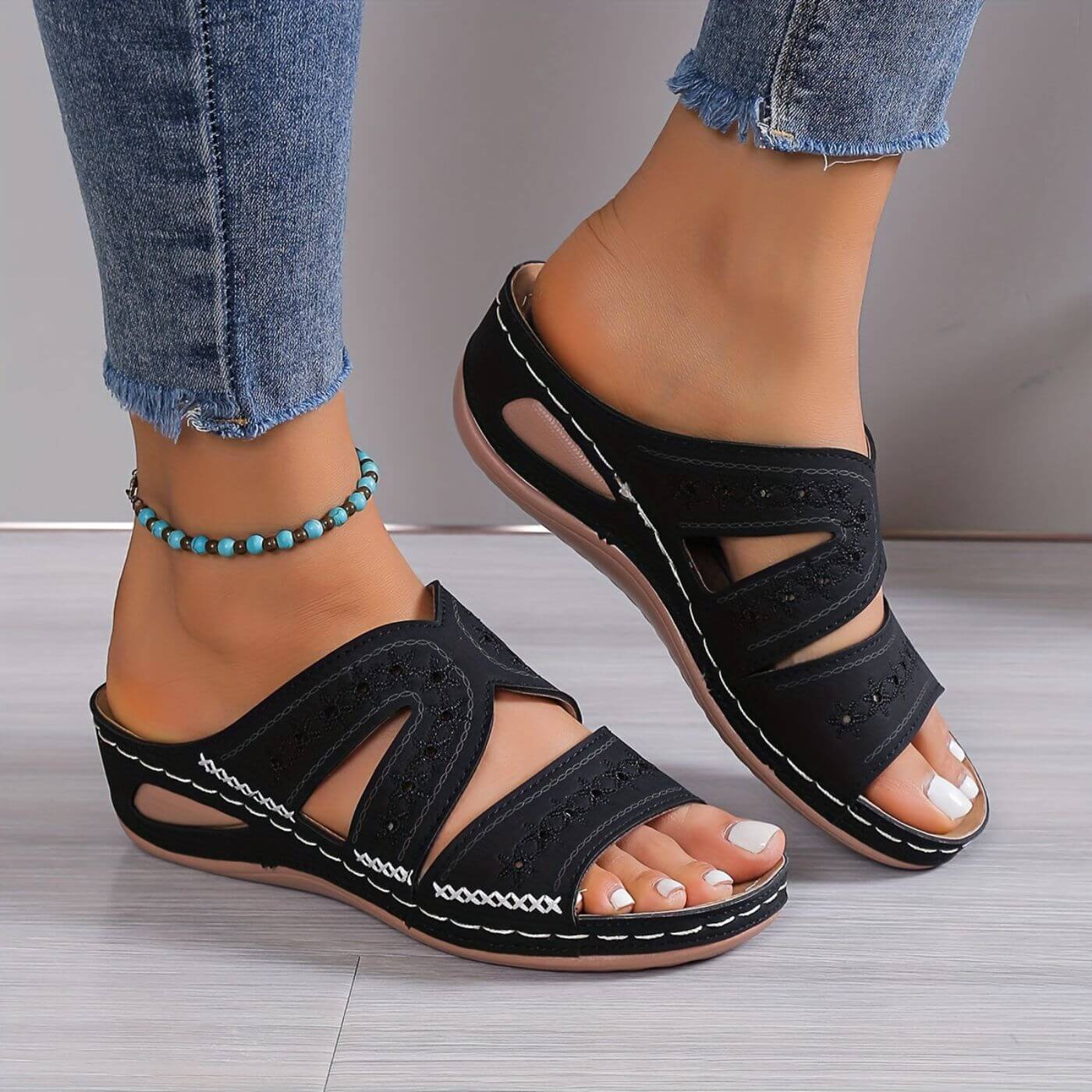 Domenica | Wide Heel Sandals