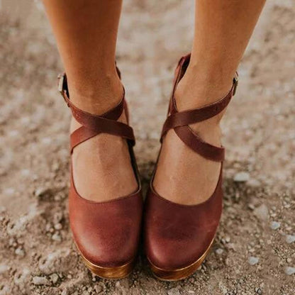 Salome | Closed Toe Wedge Heels