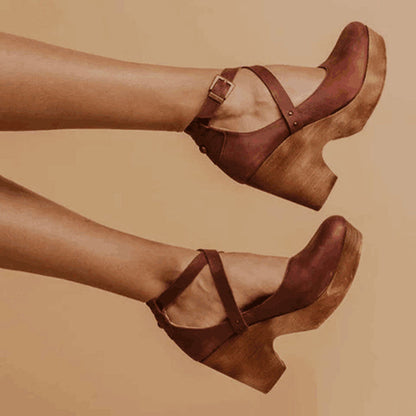 Salome | Closed Toe Wedge Heels