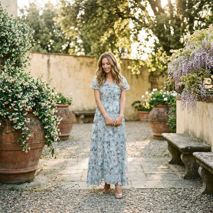 Magnolia | Flowing Floral Maxi Dress