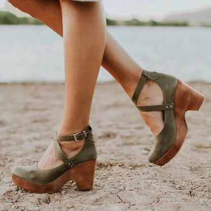 Salome | Closed Toe Wedge Heels