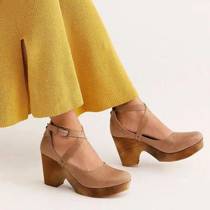 Salome | Closed Toe Wedge Heels