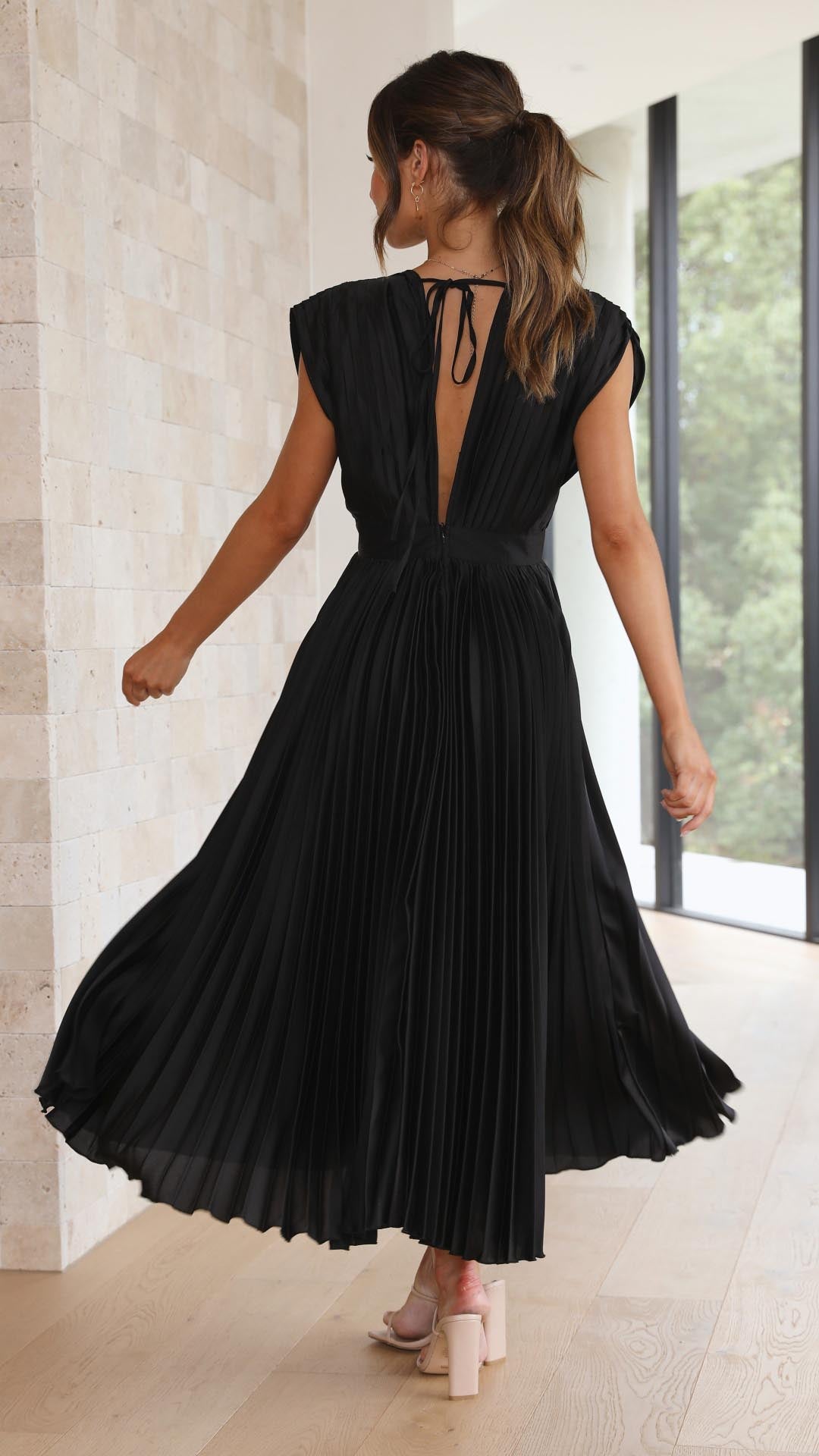 Alessia | Pleated V-Neck Wedding Guest Maxi Dress