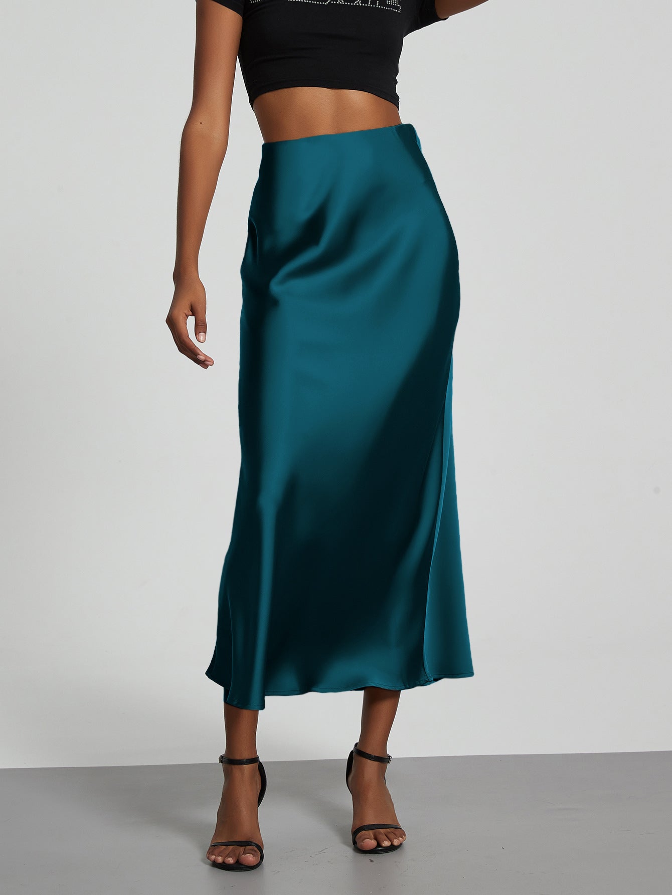 Ottoline | A-Line Satin Midi Skirt