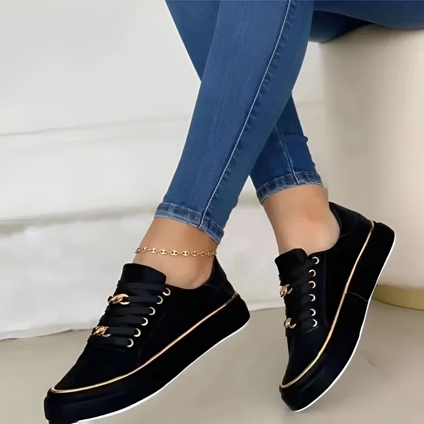 Aurelia | Lace-Up Everyday Sneakers