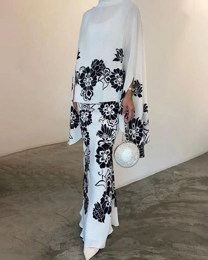Printed two-piece set, detail view
