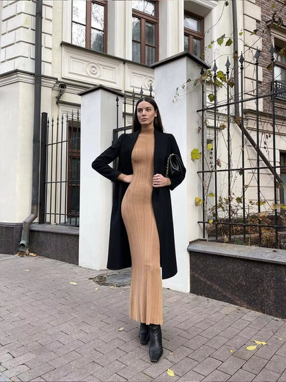 Mock neck sweater maxi dress, close-up of the fabric