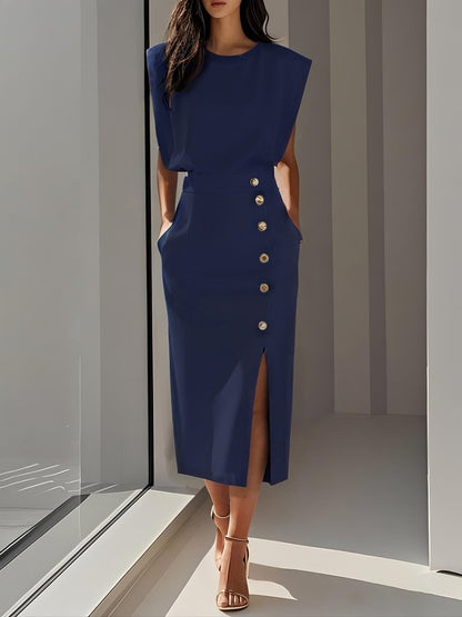 Noor | Round Neck Button-Slit Midi Dress