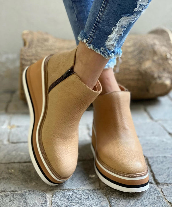 Women's Eira side-zip ankle boots in Beige