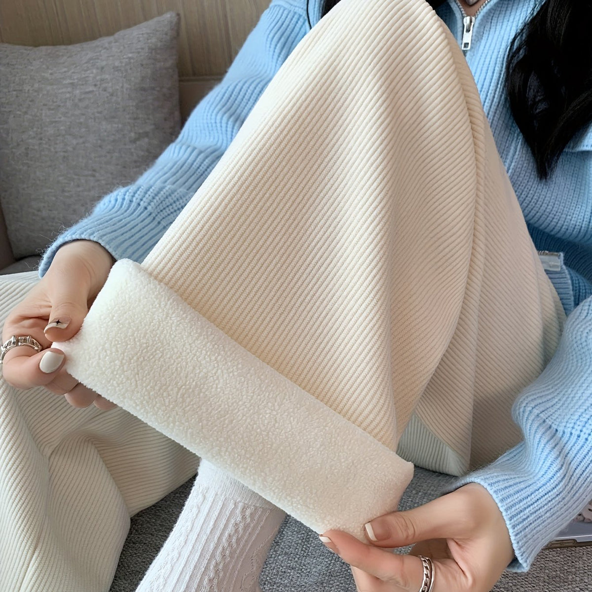 Women's Hedvig fleece-lined wide-leg pants in Ivory White