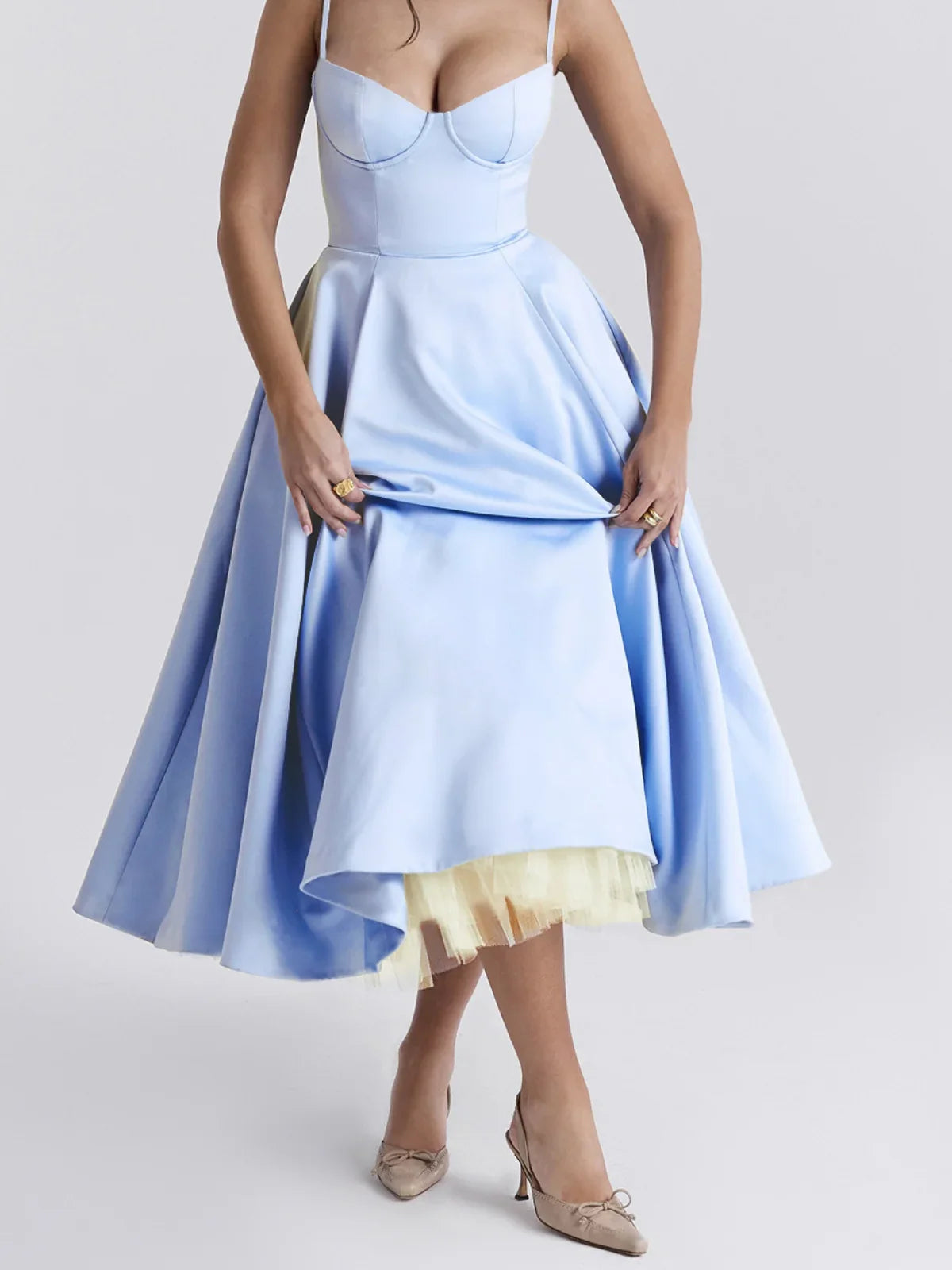Sweetheart midi cocktail dress, detail view