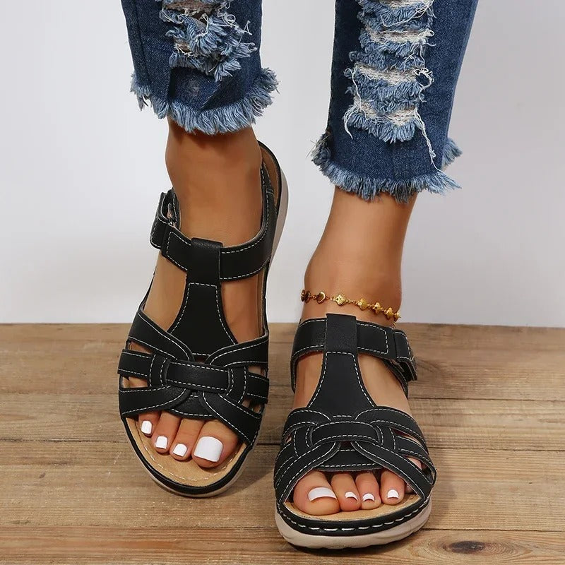 Agnès | Strappy Flat Sandals