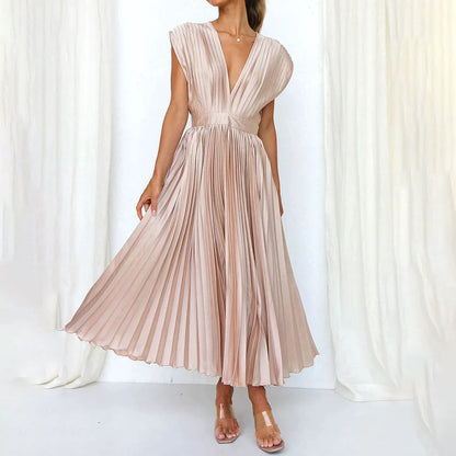 Women's Philippa pleated V-neck wedding guest midi dress in Champagne