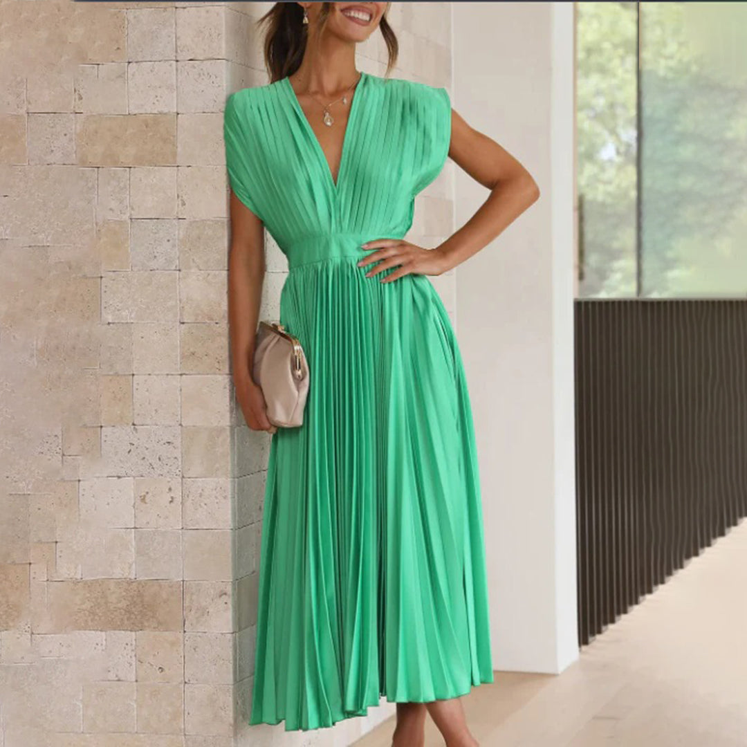 Women's Philippa pleated V-neck wedding guest midi dress in Green