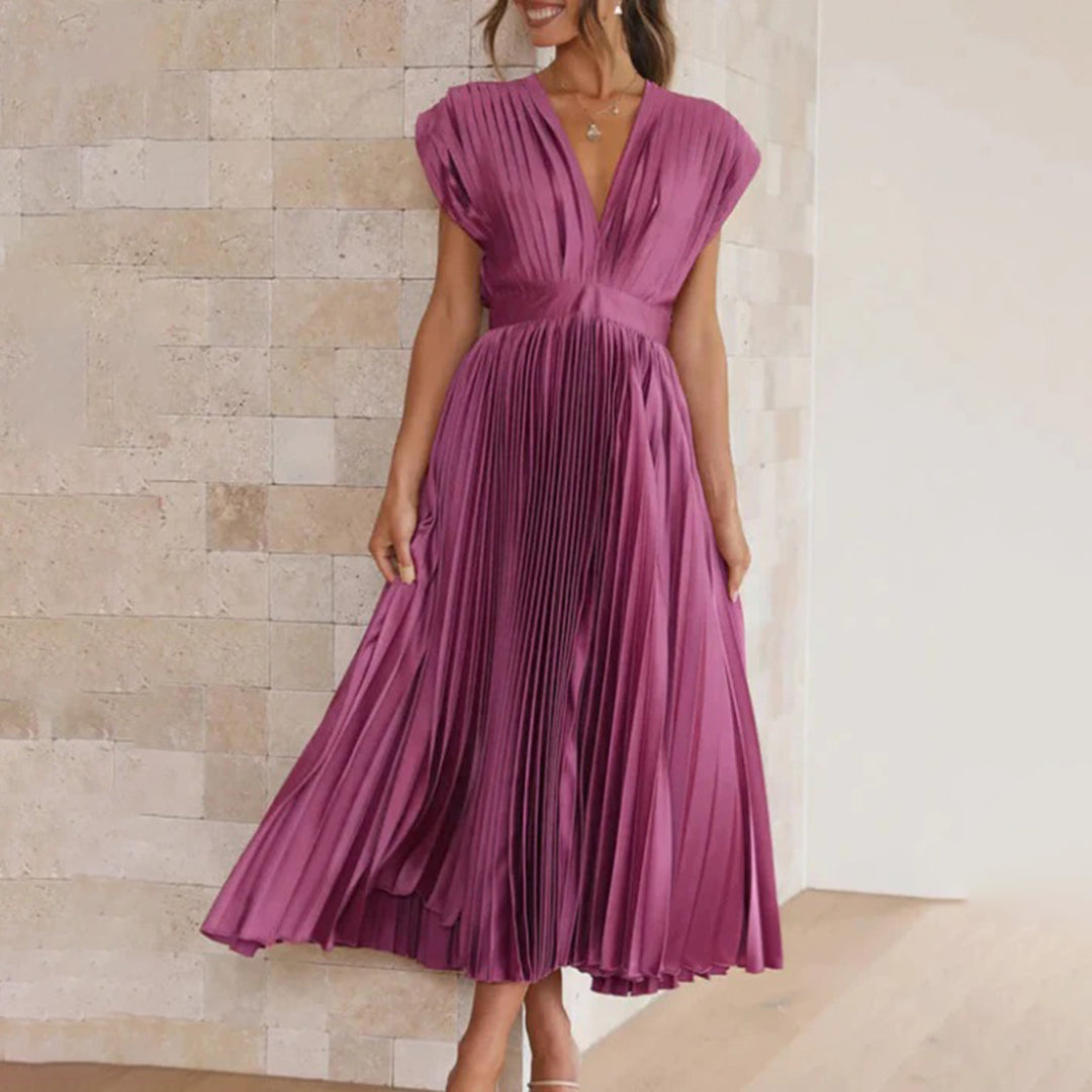 Women's Philippa pleated V-neck wedding guest midi dress in Plum