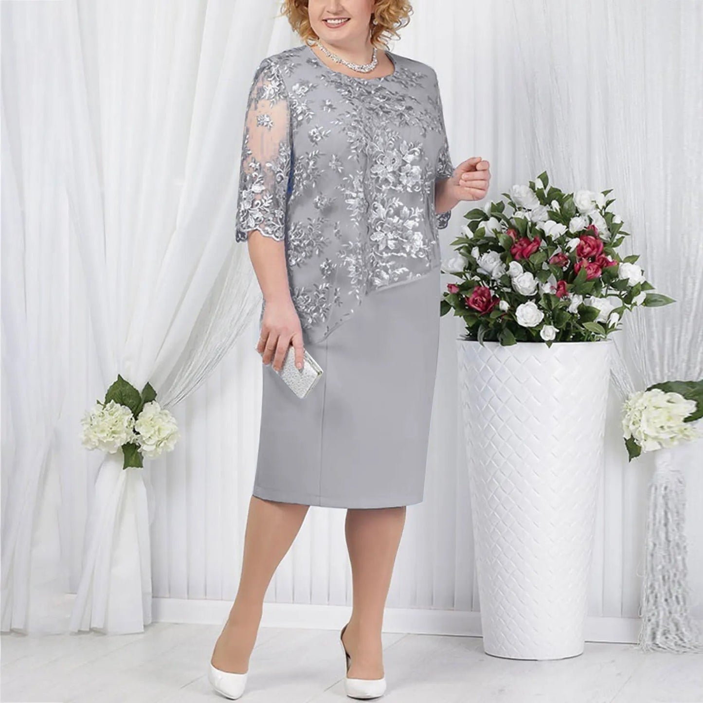 Isavelle | Plus Size Lace Midi Dress