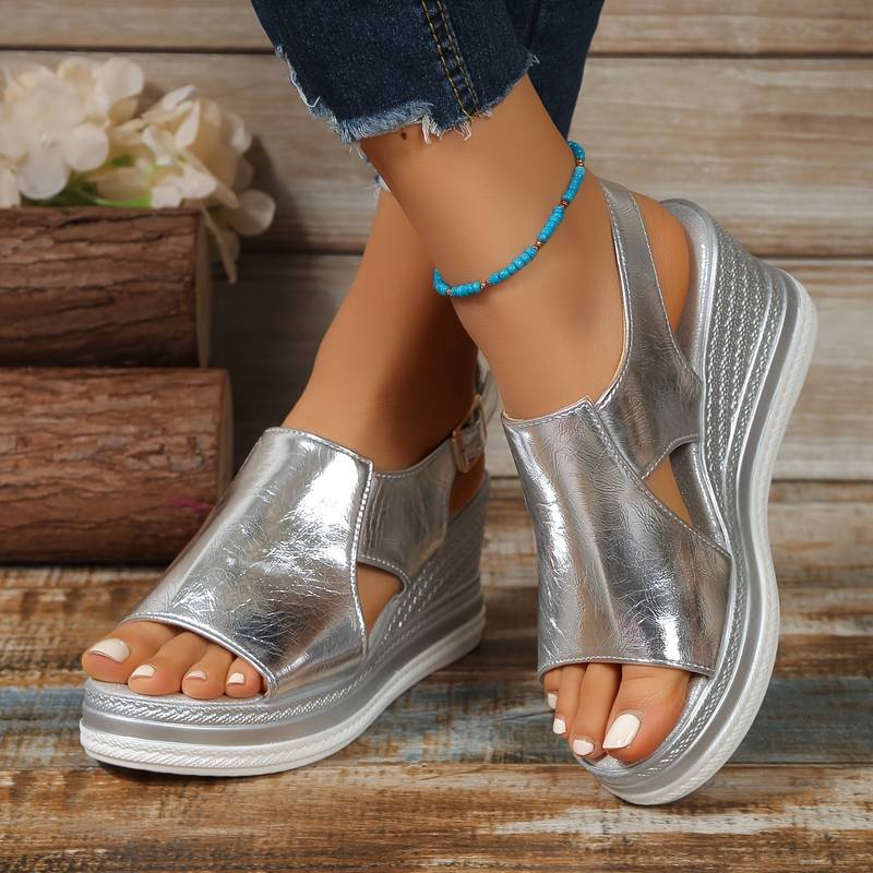 Daniela | Metallic Star Flat Sandals