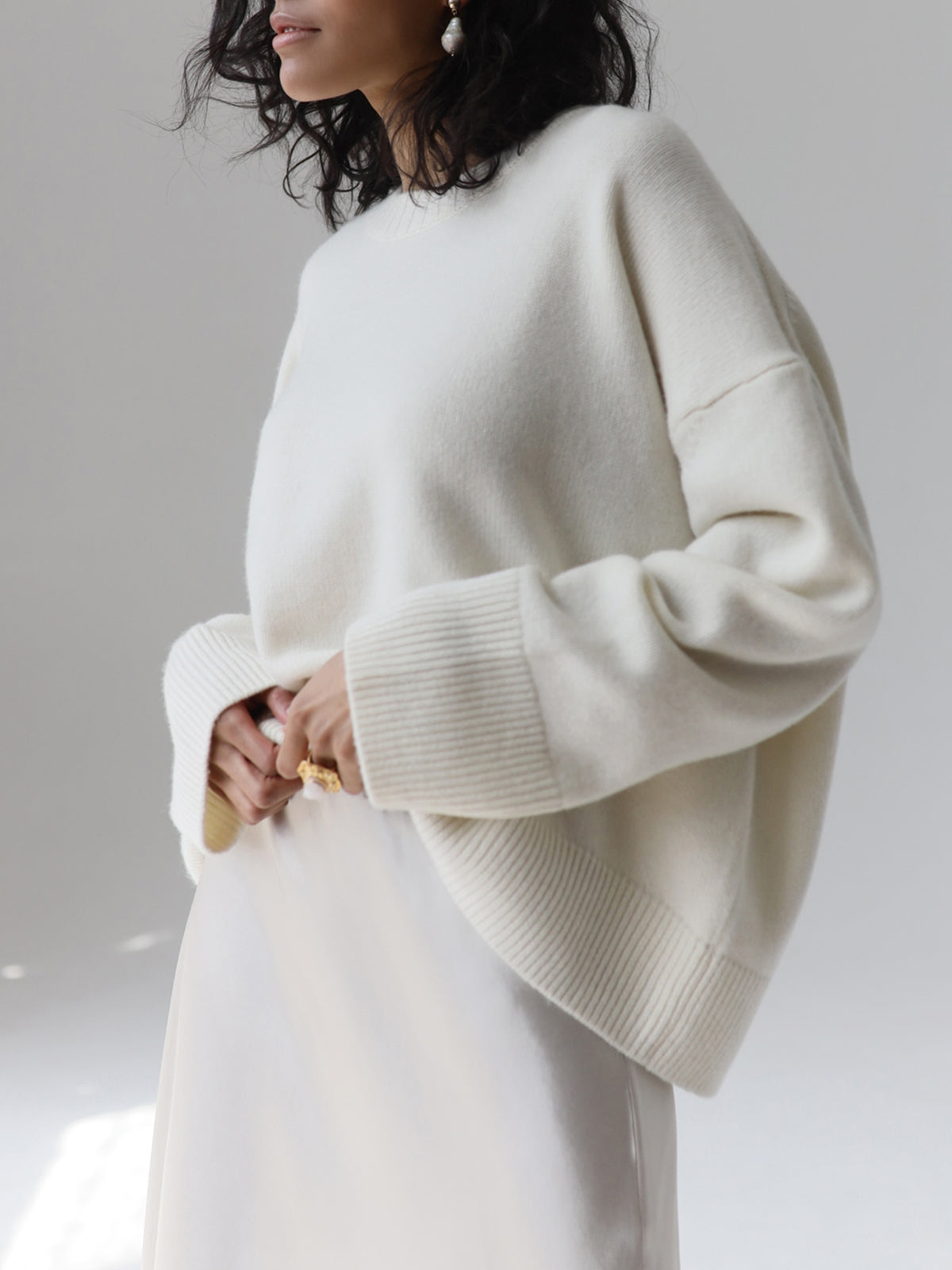 Women's Sanna classic crew neck sweater - view 12