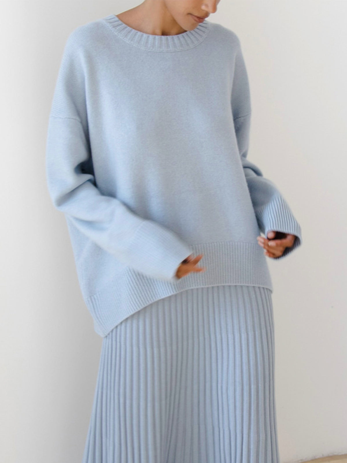 Women's Sanna classic crew neck sweater - view 3