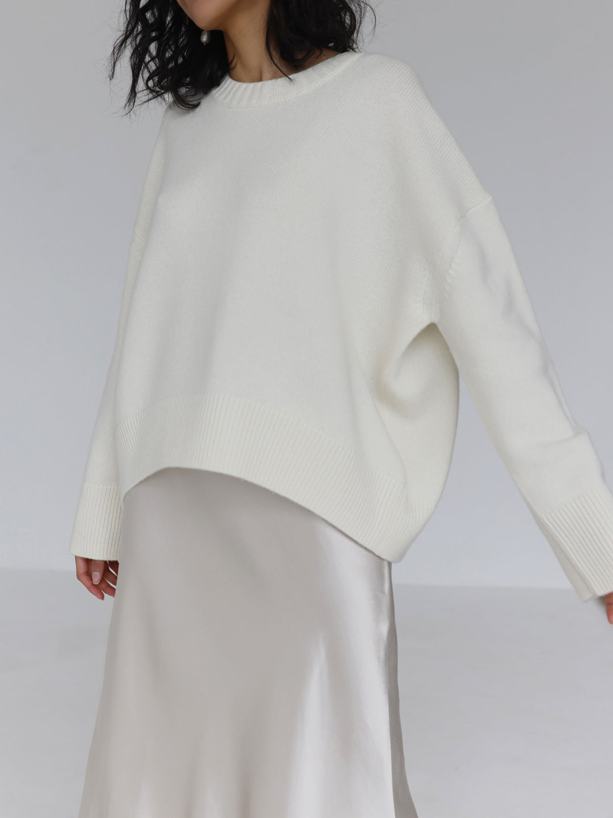 Women's Sanna classic crew neck sweater in White