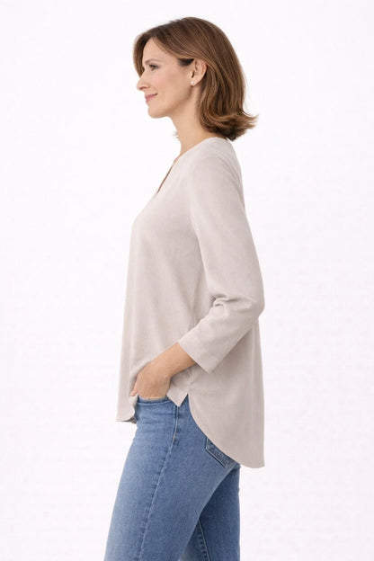 Minimal V-Neck Casual Blouse