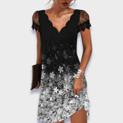 Thélise | V-Neck Short Sleeve Lace Dress