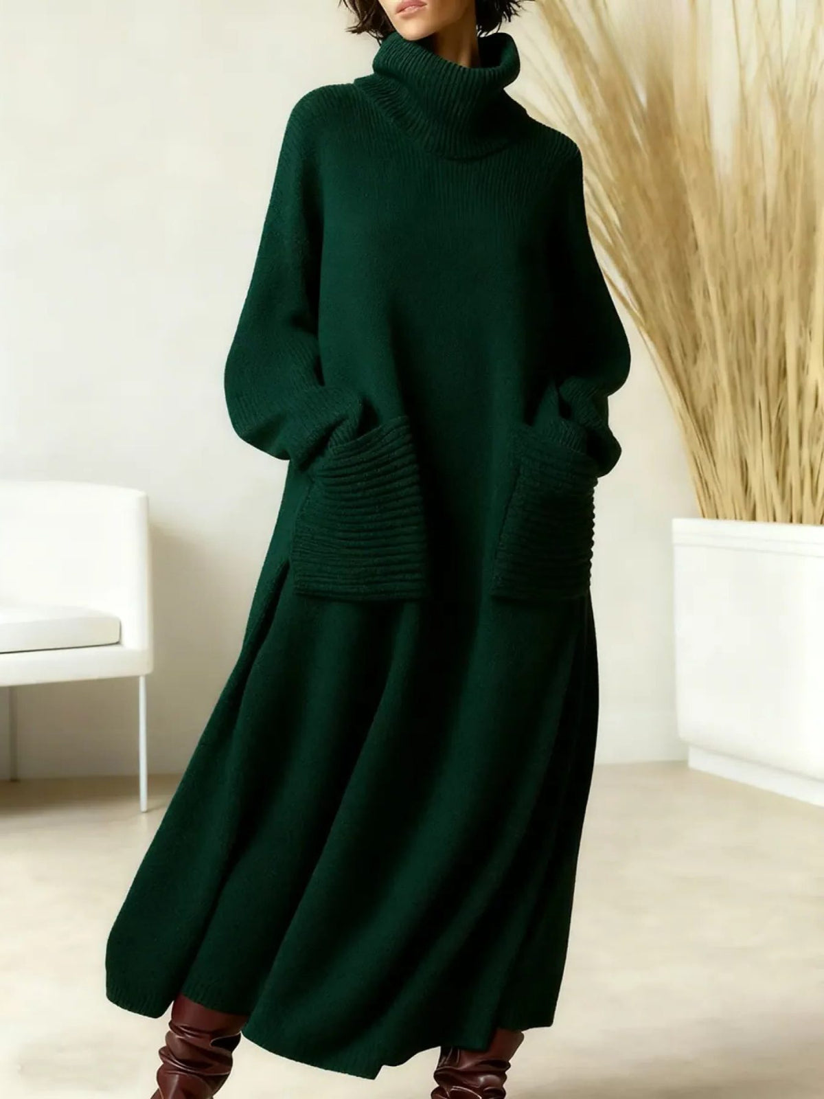Women's Tilde roll-neck oversized maxi sweater dress in Green